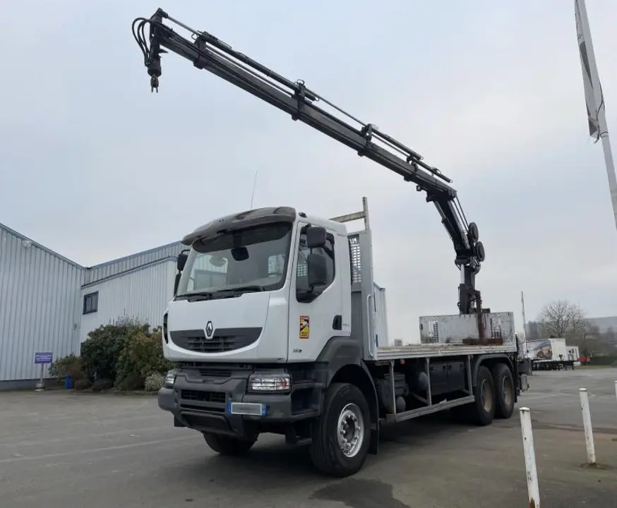 Camion à grue